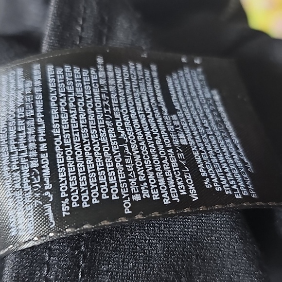 G By Guess Black Mini Skirt with Zipper Accents Size Small - Picture 3 of 4